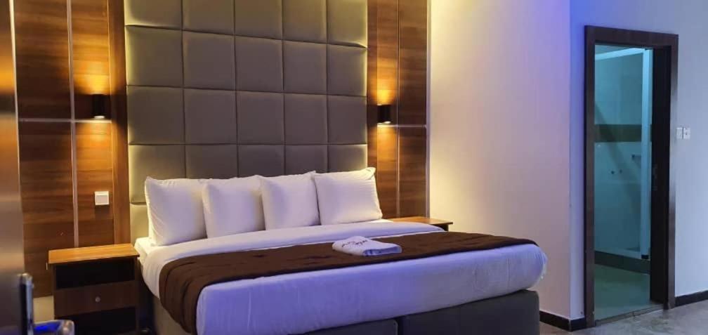 Presken Hotel @Oniru Lagos Ngoại thất bức ảnh