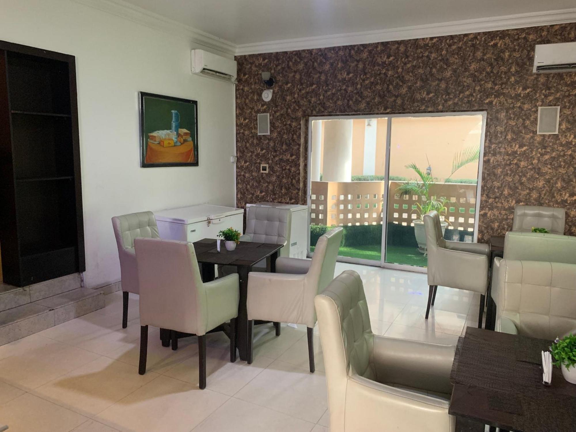 Presken Hotel @Oniru Lagos Ngoại thất bức ảnh