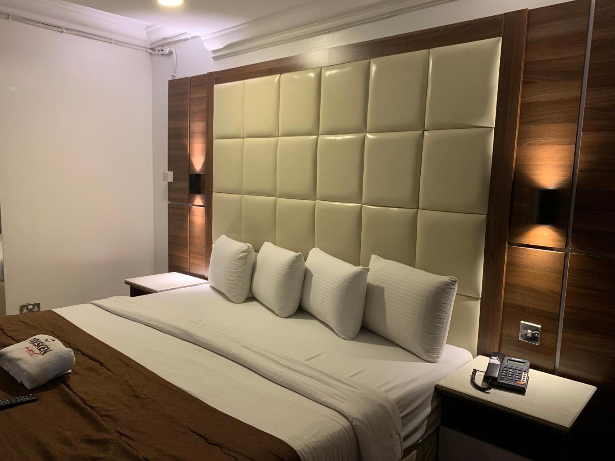 Presken Hotel @Oniru Lagos Ngoại thất bức ảnh