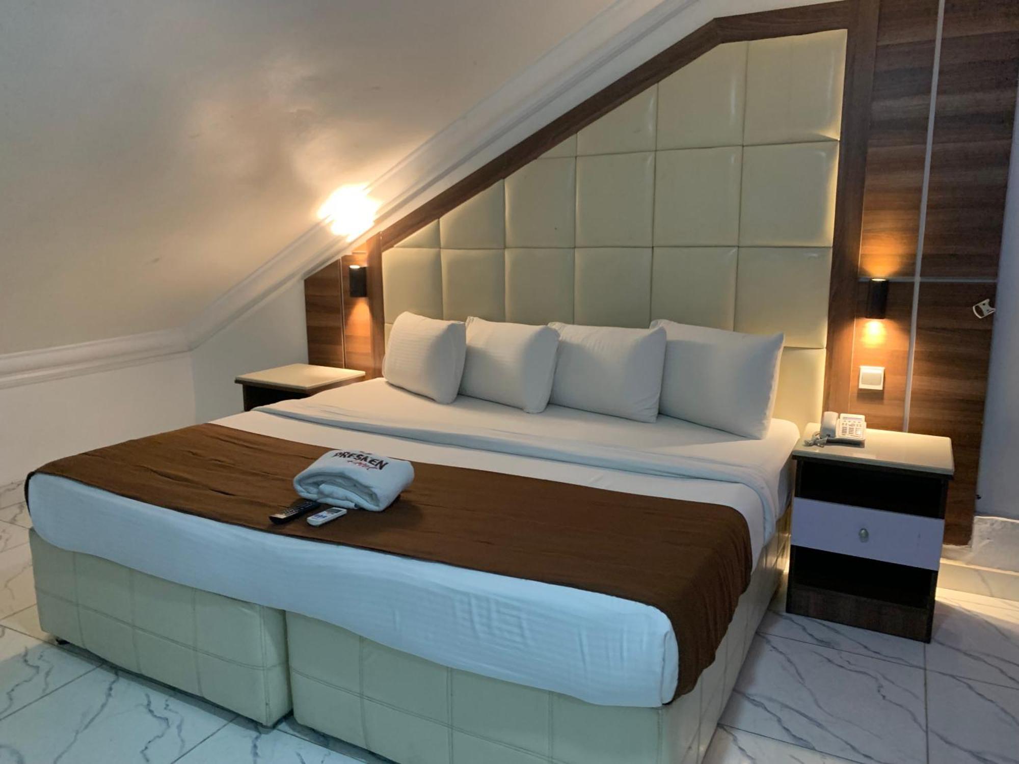 Presken Hotel @Oniru Lagos Ngoại thất bức ảnh